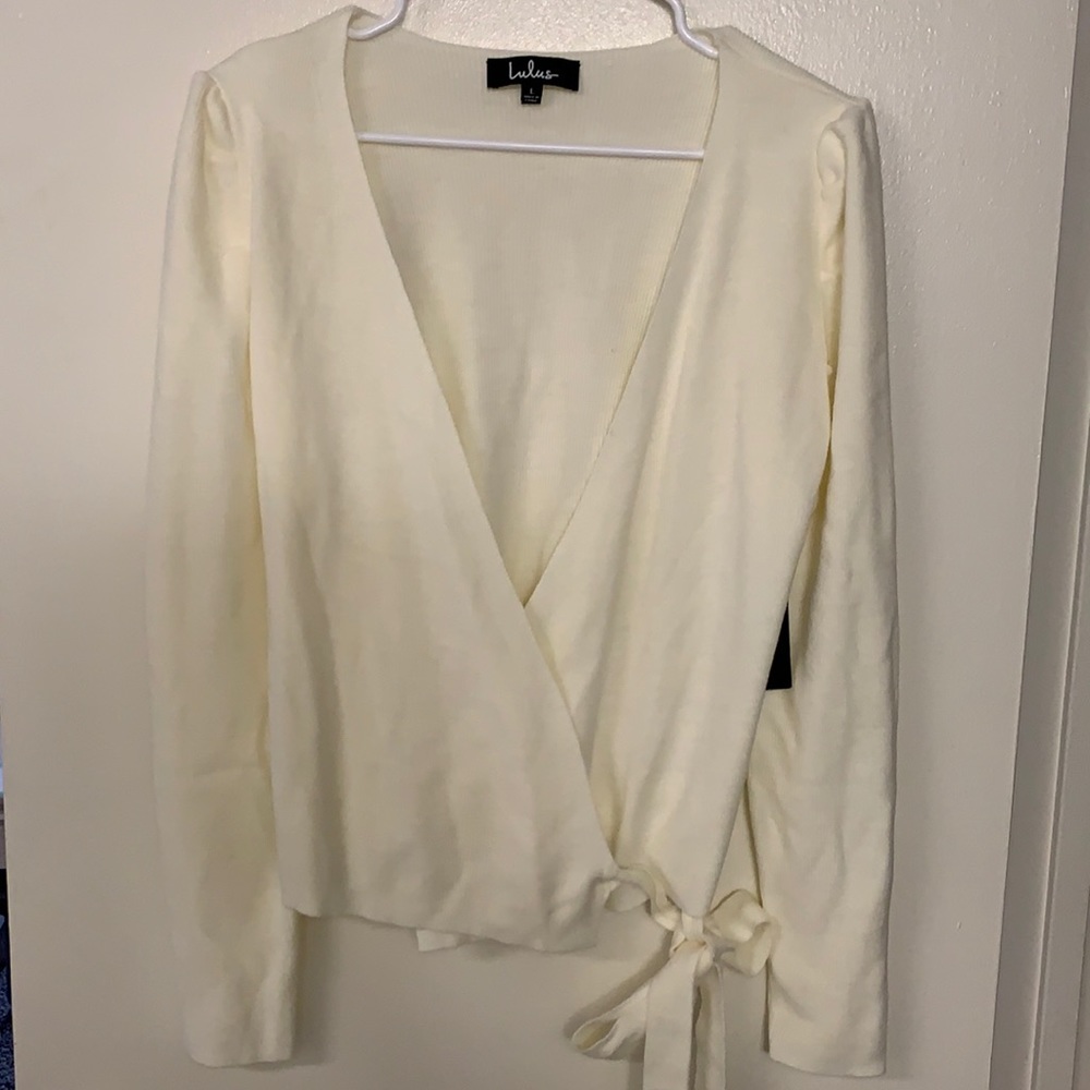 Cream long sleeve sweater top